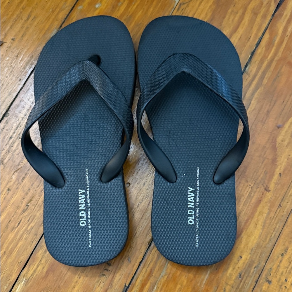 Old Navy Classic Black Sandals